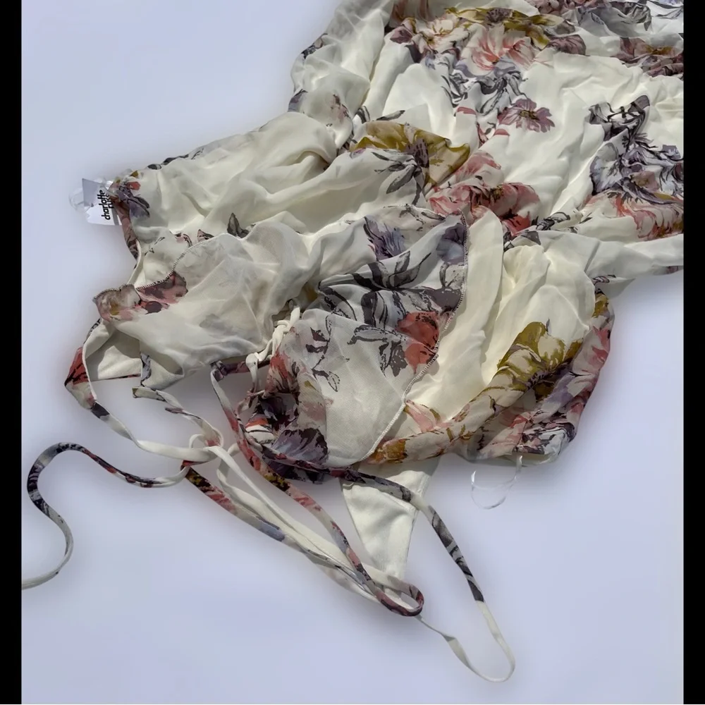 Floral Halter Dress - Picture 7 of 8